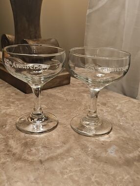 Brand New Vintage 25th Anniversary Etched Coupe Glasses - Clear Glass (Set of 2)